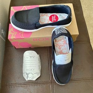 Roxy Minnow Slip On